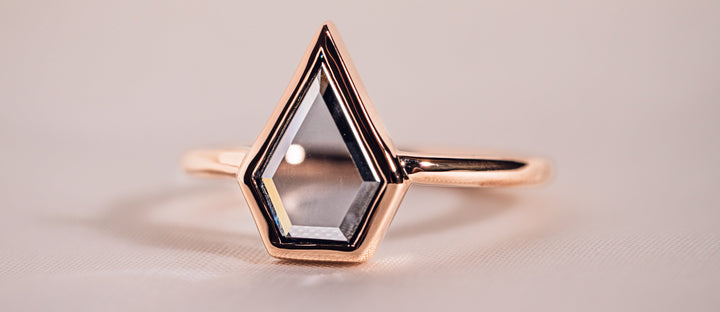 Lifestyle Rings - Zen Moissanite