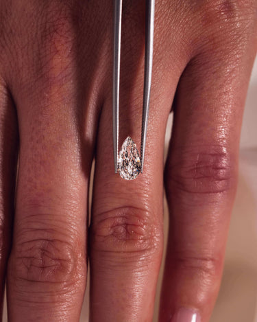0.86ct Pear Brilliant Lab - Diamond - Zen Moissanite