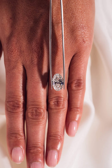 4.46ct Oval Brilliant Lab - Diamond - Zen Moissanite