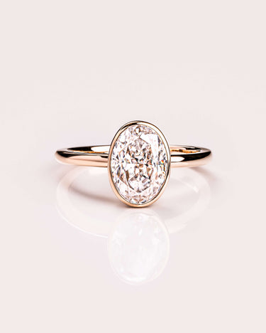 Beth - Oval - Zen Moissanite