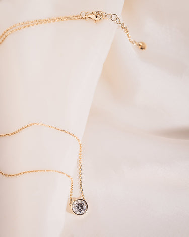 Bezel Necklace - 1cte Moissanite - Zen Moissanite