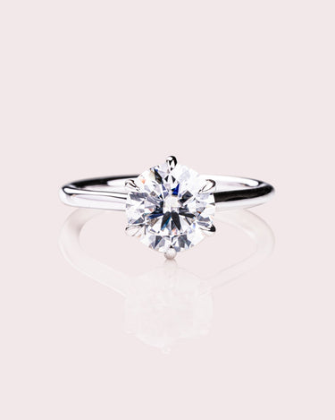 Camilla - Round - Zen Moissanite