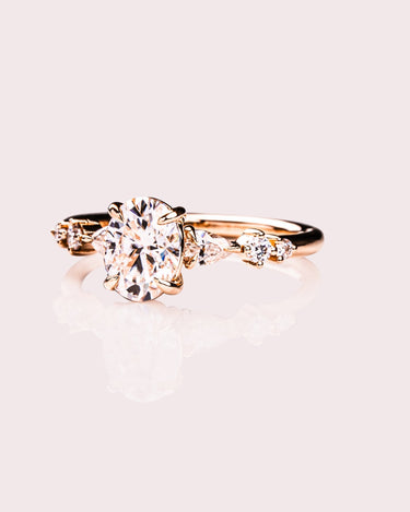 Camille - Oval - Zen Moissanite