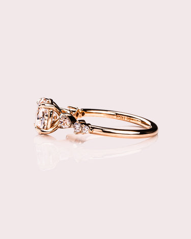 Camille - Oval - Zen Moissanite