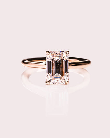 Carrie - Emerald - Zen Moissanite