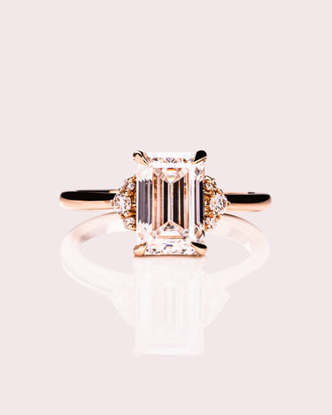 Cecilia - Emerald - Zen Moissanite