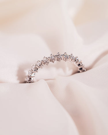 Clara - Round - Zen Moissanite