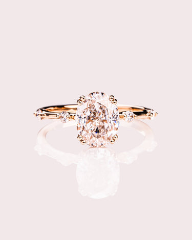 Daphne - Zen Moissanite
