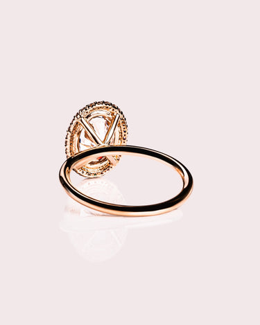 Eleana - Oval - Zen Moissanite