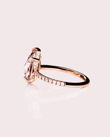 Emilia - Rose Pear - Zen Moissanite