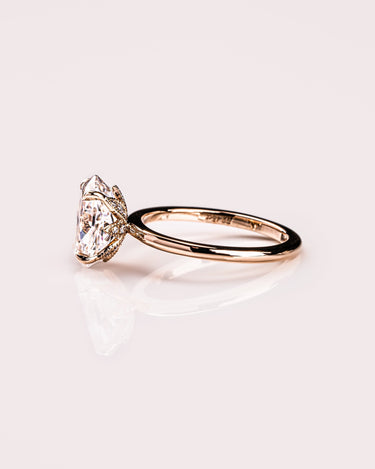 Floralie - Oval - Zen Moissanite