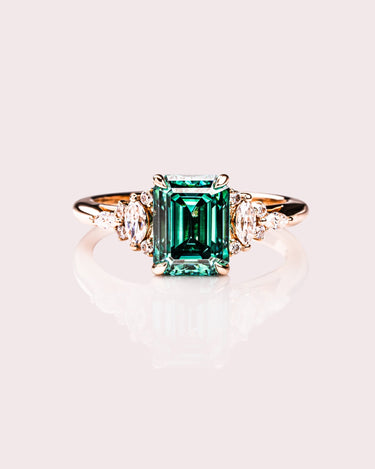 Freya - Emerald - Zen Moissanite