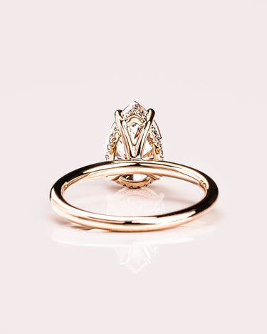 Harley - Pear - Zen Moissanite