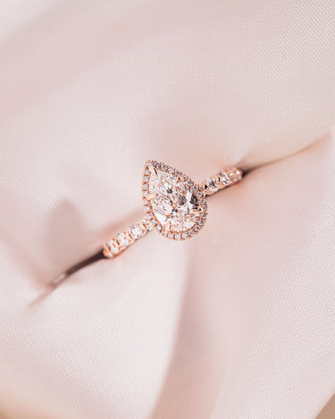 Jenny - Pear Lab - Diamond - Zen Moissanite