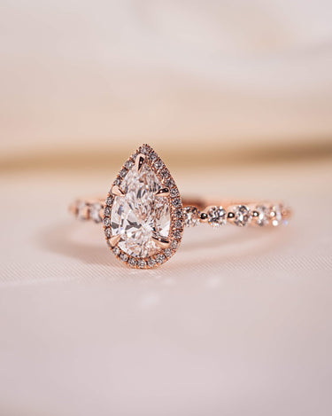 Jenny - Pear Lab - Diamond - Zen Moissanite