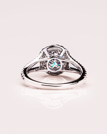 Larissa - Round - Zen Moissanite
