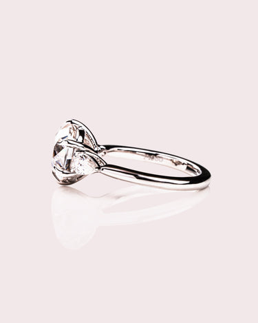 Nicola - Round & Pear - Zen Moissanite