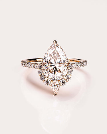 Ophelia (with Pavé) - Pear - Zen Moissanite