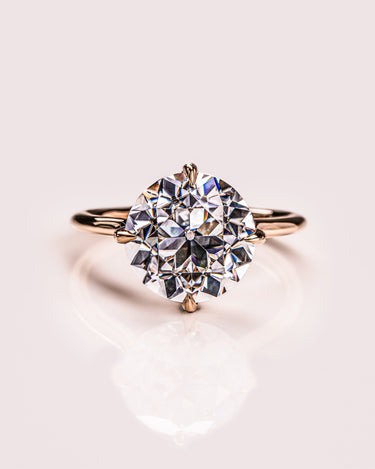 Ready to Ship - Florence - Round - Zen Moissanite
