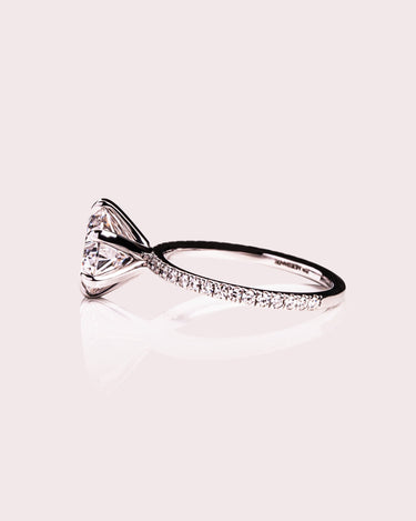 Ready to Ship - Laura - Round Brilliant - Zen Moissanite