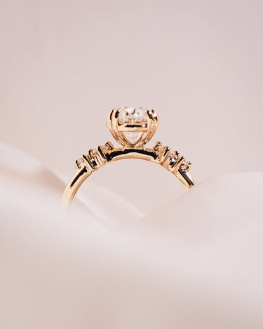 Ready to Ship - Magnolia - Oval - Zen Moissanite
