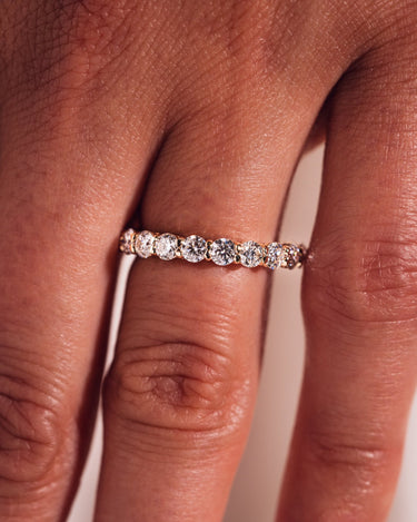 Ready to Ship - Nicole - Round - Zen Moissanite