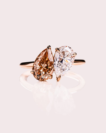 Sienna - Pear (Champagne & Colourless) - Zen Moissanite