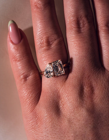 Tiana - Emerald & Pear - Zen Moissanite
