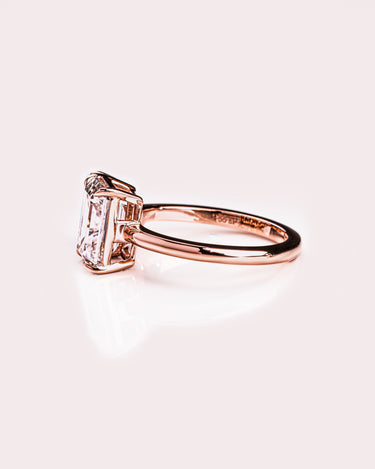 Tiana - Emerald & Pear - Zen Moissanite