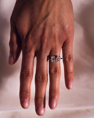 Tiana - Oval & Emerald - Zen Moissanite