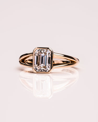 Makenzie - Emerald - Zen Moissanite