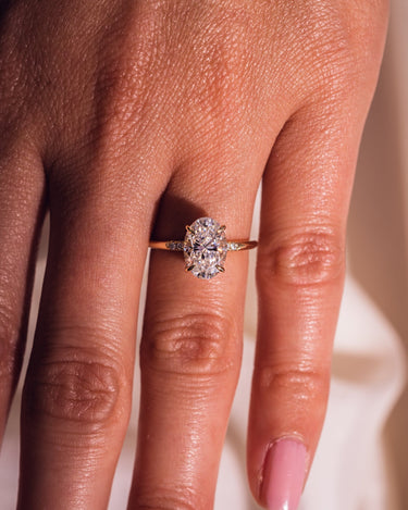 Michelle - Oval - Zen Moissanite