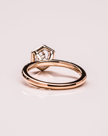 Phoebe - Hexagon - Zen Moissanite