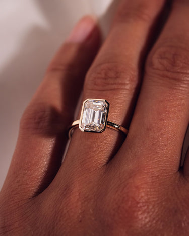 Beth - Zen Moissanite