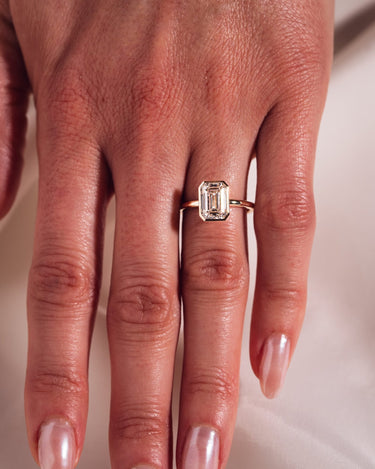 Beth - Emerald Lab - Diamond - Zen Moissanite