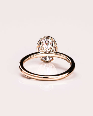 Beth - Oval - Zen Moissanite