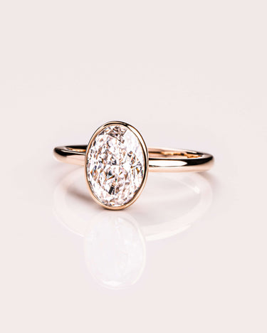 Beth - Oval - Zen Moissanite