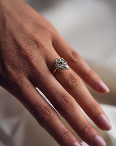 Cambri - Pear - Pear - Zen Moissanite