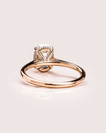 Caroline - Oval - Zen Moissanite