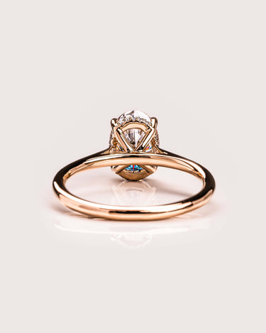 Caroline - Oval - Zen Moissanite
