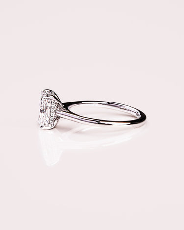 Caroline - Radiant - Zen Moissanite