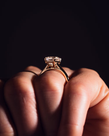 Carrie - Emerald - Zen Moissanite