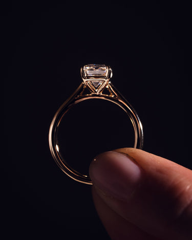 Carrie - Emerald - Zen Moissanite