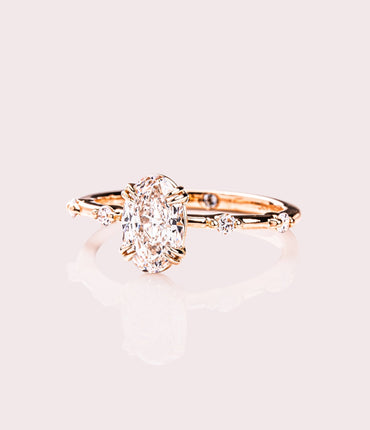 Daphne - Oval