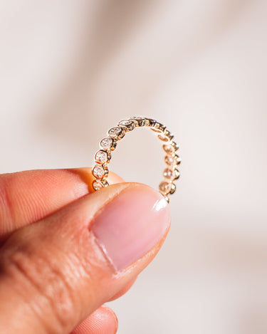 Demi - Oval - Zen Moissanite