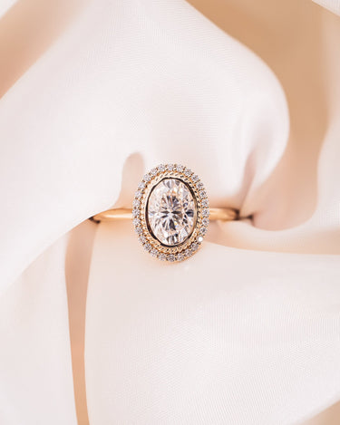 Eleana - Oval - Zen Moissanite