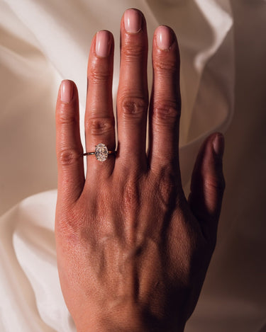 Floralie - Oval - Zen Moissanite