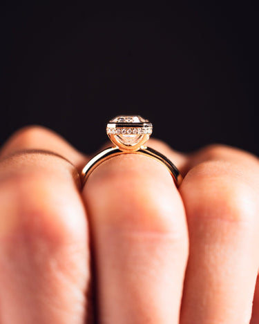Hali - Emerald - Zen Moissanite