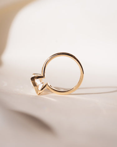 Irelande - Radiant - Zen Moissanite