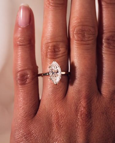 Karelle - Marquise - Zen Moissanite